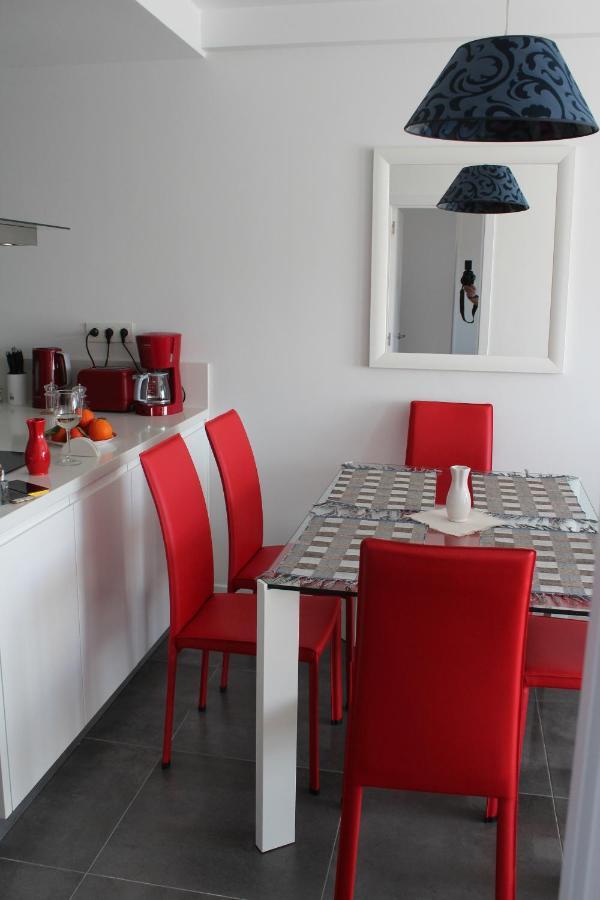New Apartment With Sea View Of Andrew And Natallia Campoamor Bagian luar foto