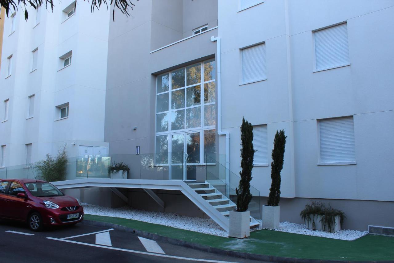 New Apartment With Sea View Of Andrew And Natallia Campoamor Bagian luar foto